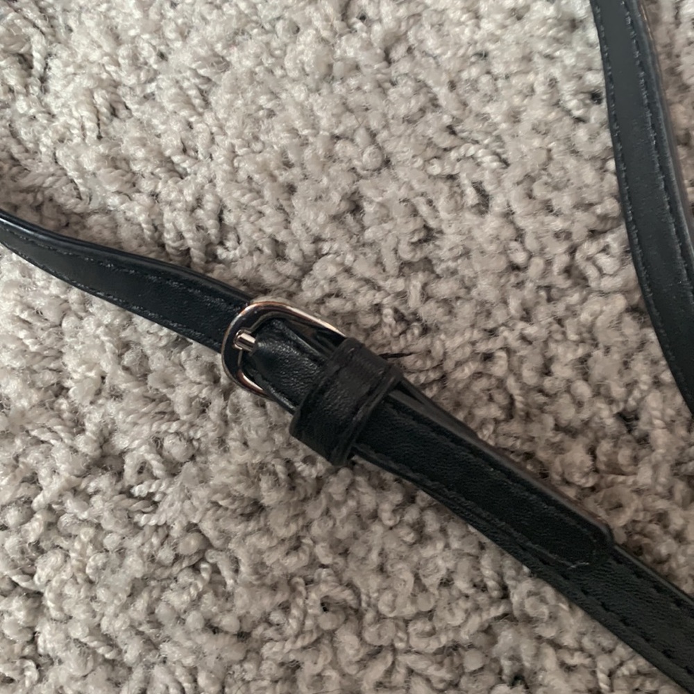 Vera Bradley Crossbody - Picture 5 of 16